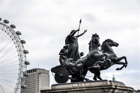 London's Battle of Britain Memorial - Exploring Our World