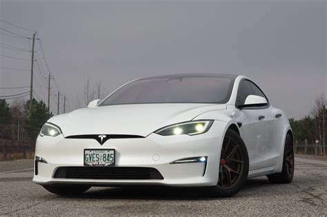 2024 Tesla Model S Plaid - Fawnia Christye