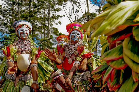 9 Mind-blowing Papua New Guinea Festivals - Rebecca and the World