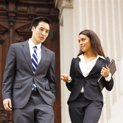 What To Wear to Court: The Complete Guide to Courtroom Etiquette