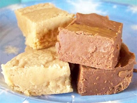 Easy Frugal Living: Original Kraft Fantasy Fudge Recipe