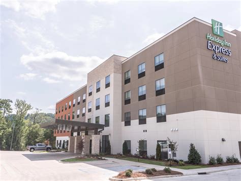 Birmingham Hotel near Hoover, AL | Holiday Inn Express & Suites ...