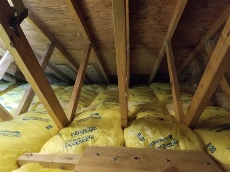 Brecksville Attic Insulation: Encapsulated Fiberglass to Eliminate Dust