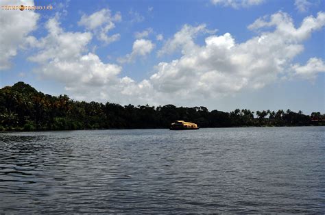 Ashtamudi Lake View TrampTraveller