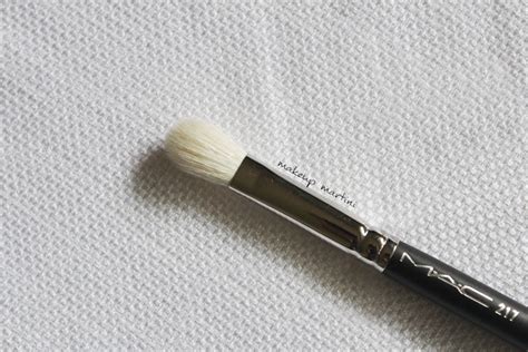 MAC 217 Blending Brush Review, Dupe & Price