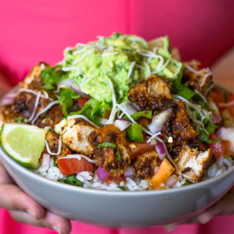 Copycat Qdoba Chicken Burrito Bowls | Gimme Delicious