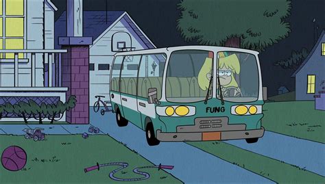 Image - S1E20B Lori driving to work.png | The Loud House Encyclopedia ...