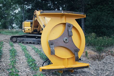 Excavator Attachments - Trees & Brush - Diamond Mowers®