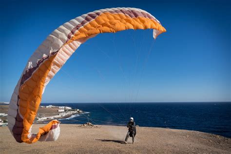 Qefimagazine.com – Essential Paragliding Equipment