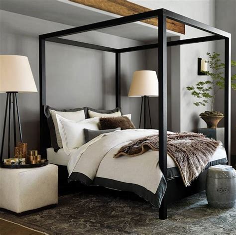 Sleep Like Royalty in One of These 5 Luxury Canopy Beds