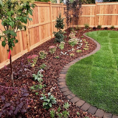 Landscape Borders and Beds - Landscaping Company | Assiniboine