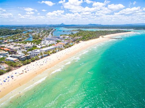 10 Beachfront accommodation options in Noosa | Noosa.com