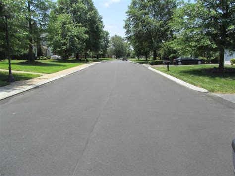 concrete-driveway-lombard - DEL Concrete Contractors