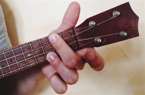 7 Quick Tips to Improve Your Barre Chords on Ukulele