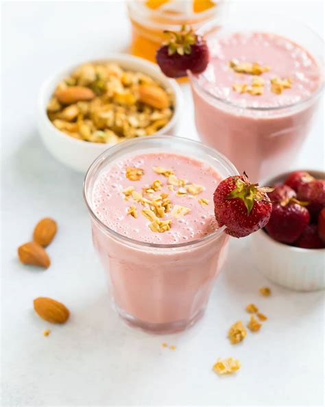 Healthy Breakfast Smoothies {20+ of the Best Recipes!} - WellPlated.com