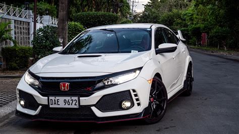 Top Gear Philippines reviews the Honda Civic Type R in 2022