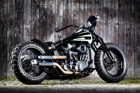 CUSTOM HARLEY DAVIDSON SPORTSTER — bobberinspiration: Harley Panhead bobber