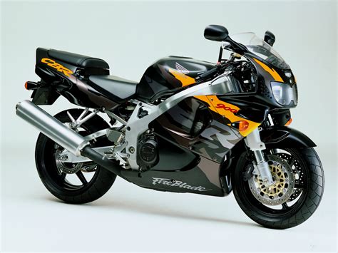 CBR 919 RR 1996-1997 - SPORTIVES - Galeries photos - MOTOPLANETE