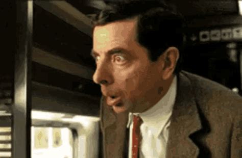 Mr Bean Stunned GIF - Mr Bean Stunned Faint - Discover & Share GIFs