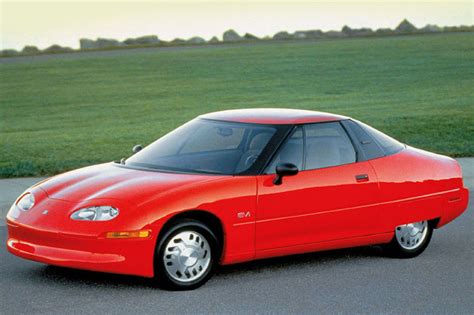 Throwback Thursday: 1996 General Motors EV1 first drive | Autocar