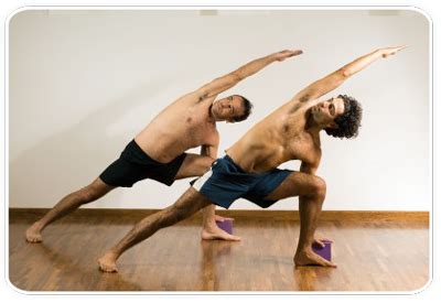 Iyengar Yoga | Liveyogalife.com