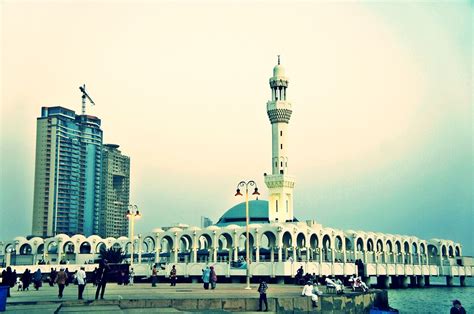 The Floating Mosque of Jeddah | Well Known Places