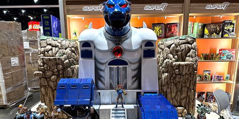 'Thundercats' Comes to Life With Massive New Interactive Cat's Lair Playset