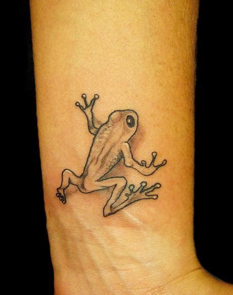 Simple Frog Tattoos