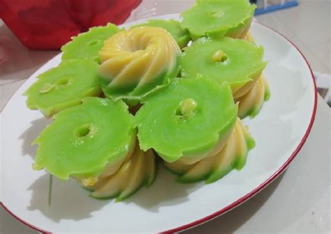 Resep Kue talam jagung pandan oleh Mom_Zee - Cookpad