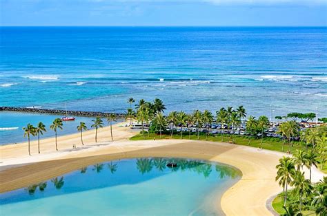 14 Top Beaches in the Honolulu Area | PlanetWare