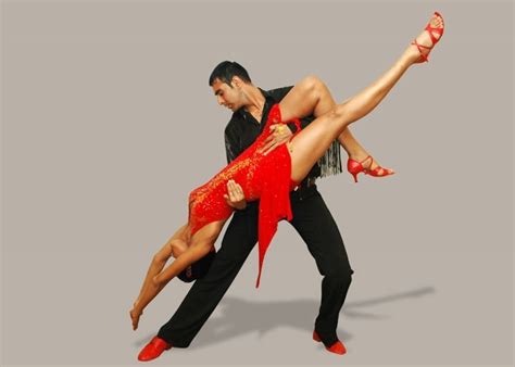 Salsa in Goa: dance show, classes - Artists and Dancers in Goa