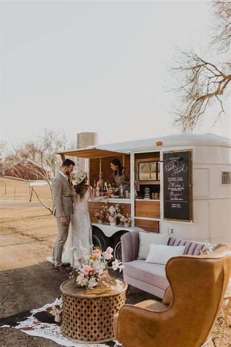 Wedding + Food Truck Catering = Match Made in Food Heaven | Inspiração ...