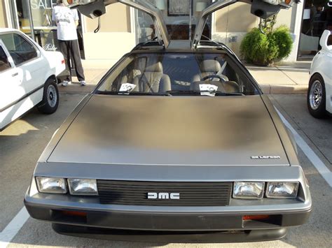 --CarJunkie's Car Review--: Electric Delorean DMC-12 Specs