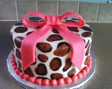 Leopard Print Cake - CakeCentral.com