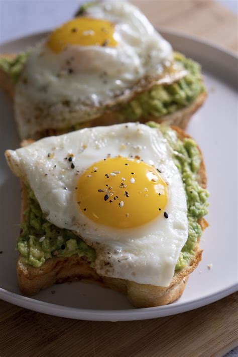 Avocado Toast - The Crowded Fridge