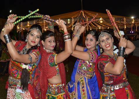 Indian Festival Navratri- 9 Nights of Festivities, Music, Dance Extravaganza! | HubPages