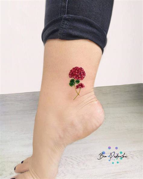 Top 79 Best Small Flower Tattoo Ideas - [2021 Inspiration Guide]