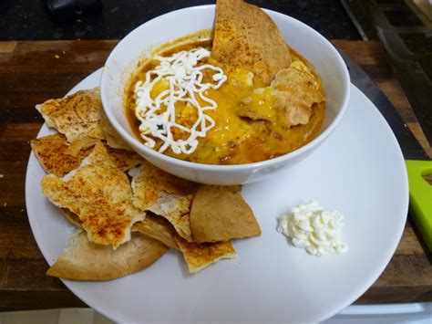 Oven Lovin': Chili Bean Soup (and Homemade Tortilla Chips)