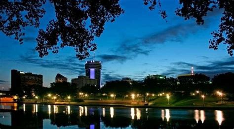 5 Best Wichita Neighborhoods For Young Black Professionals, Singles & Black Families - Kansas ...