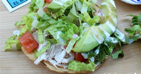 Tostadas de Pollo (Chicken Tostadas) + VIDEO | Mamá Maggie's Kitchen