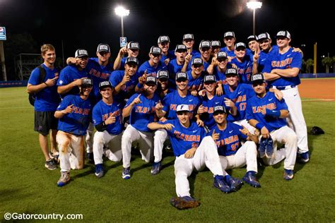 Photo Gallery: Florida Gators going back to Omaha! | GatorCountry.com