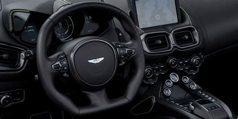 Aston Martin introduces new configurators for the model year 2022