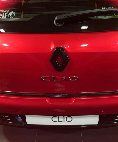 GLOSS BLACK badge logo COVERS for Renault Clio 4 2016-2019 front and rear (pair) | Diamond ...