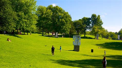 Mount Royal Park in Montreal, Quebec | Expedia