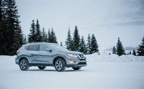 Nissan Rogue in Snow and Winter Driving? (Explained) - Engine Patrol