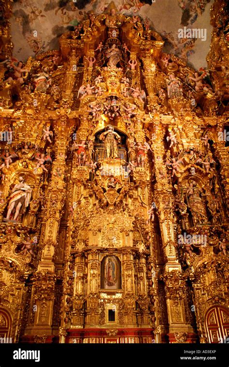 The main altarpiece in the Iglesia de San Francisco Javier Church in Tepotzotlan, Mexico Stock ...