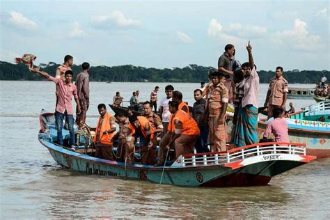 Bangladesh finds 18 bodies after ferry capsizes | The Straits Times