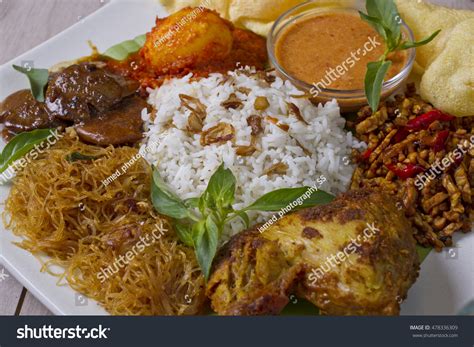 Nasi Uduk Betawi Coconut Rice Complete Stock Photo 478336309 | Shutterstock