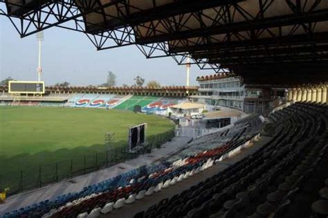 Lahore welcomes first foreign side since attacks | Cricbuzz.com