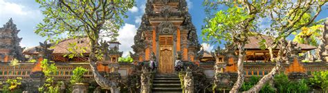 Ubud Palace | Entrance Fee, Opening Hours & More